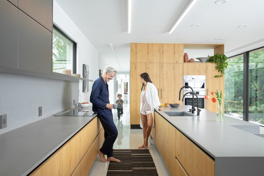 TITTEC_JULY_GlowBlog1_CustomSavantSystems_HoustonTX_PHOTO